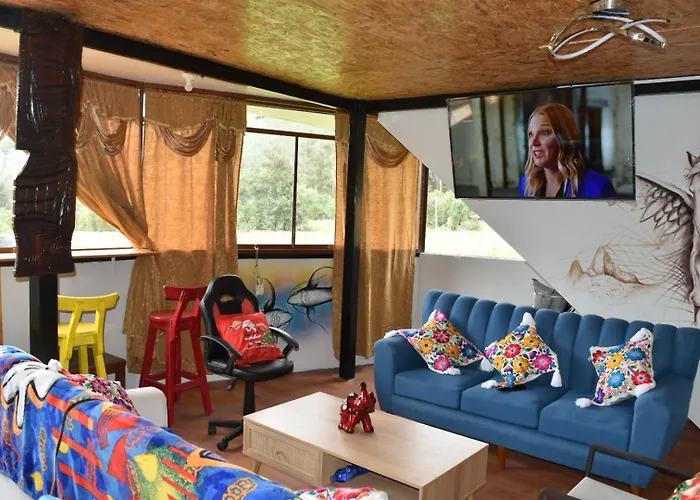 New Experiences Valle Sagrado Bed and breakfast Urubamba